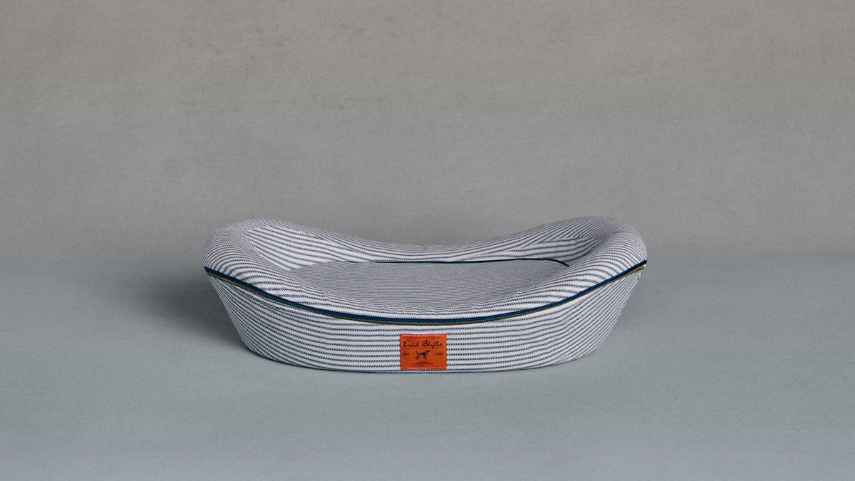 Timeless Dog Bed in Blue Blood Ticking